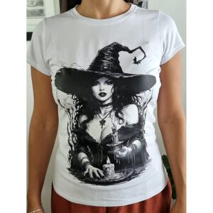 Camiseta Bruja Gotica en Color Negro Estampado