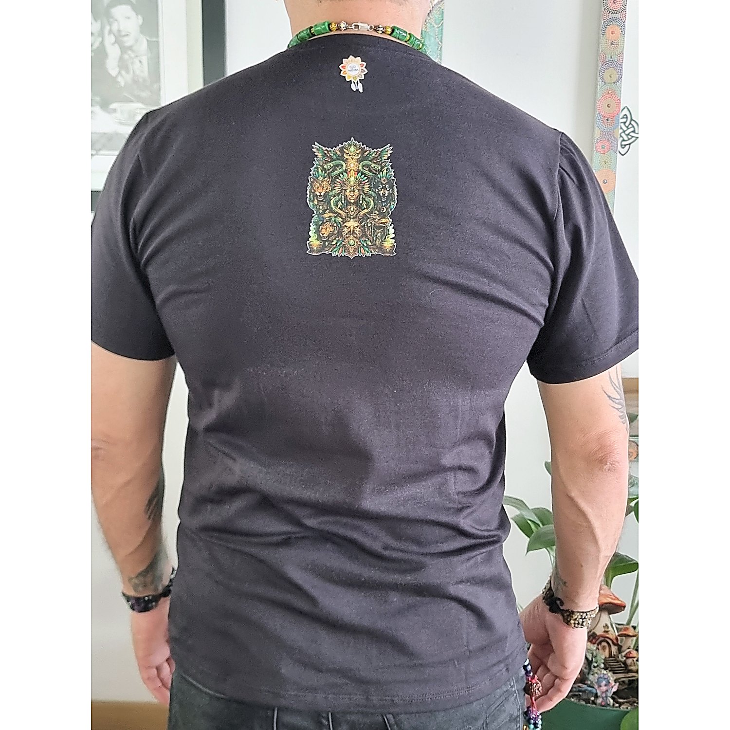 Camiseta Espiritus del Bosque Animales de Poder. Go Natura, Manizales.
