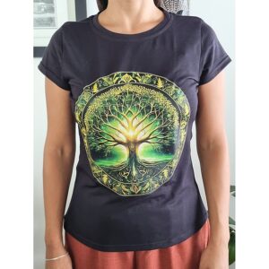 Camiseta negra Árbol de la Vida estampada
