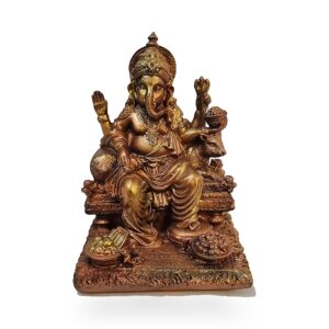 Lord Ganesh en trono ocre con detalles dorados. Go Natura, Manizales.