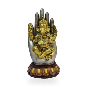 Lord Ganesh sentado en mano de Shiva dorado. Go Natura, Manizales.